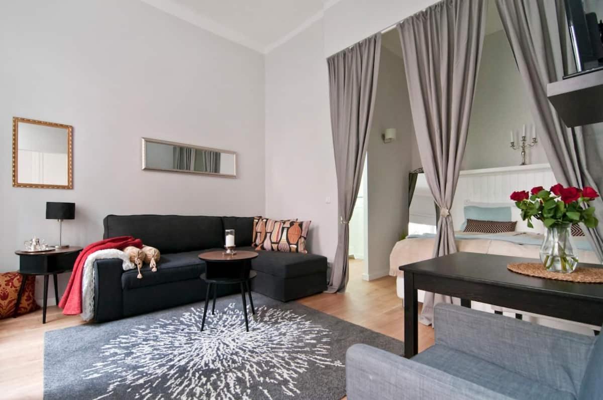 ⍟Luxurious And Bright⍟ 5 Min Walk To City Center Apartman Bécs Kültér fotó